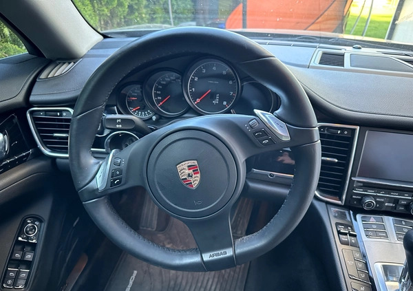 Porsche Panamera cena 115000 przebieg: 49400, rok produkcji 2012 z Poznań małe 67